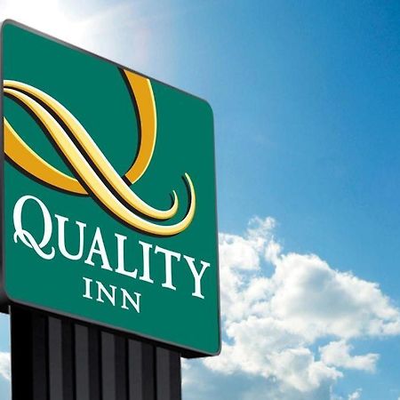 Quality Inn & Suites سولفر سبرينغز المظهر الخارجي الصورة
