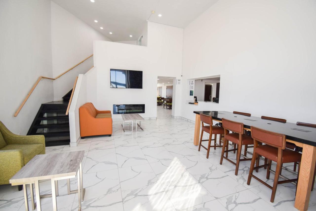 Quality Inn & Suites سولفر سبرينغز المظهر الخارجي الصورة