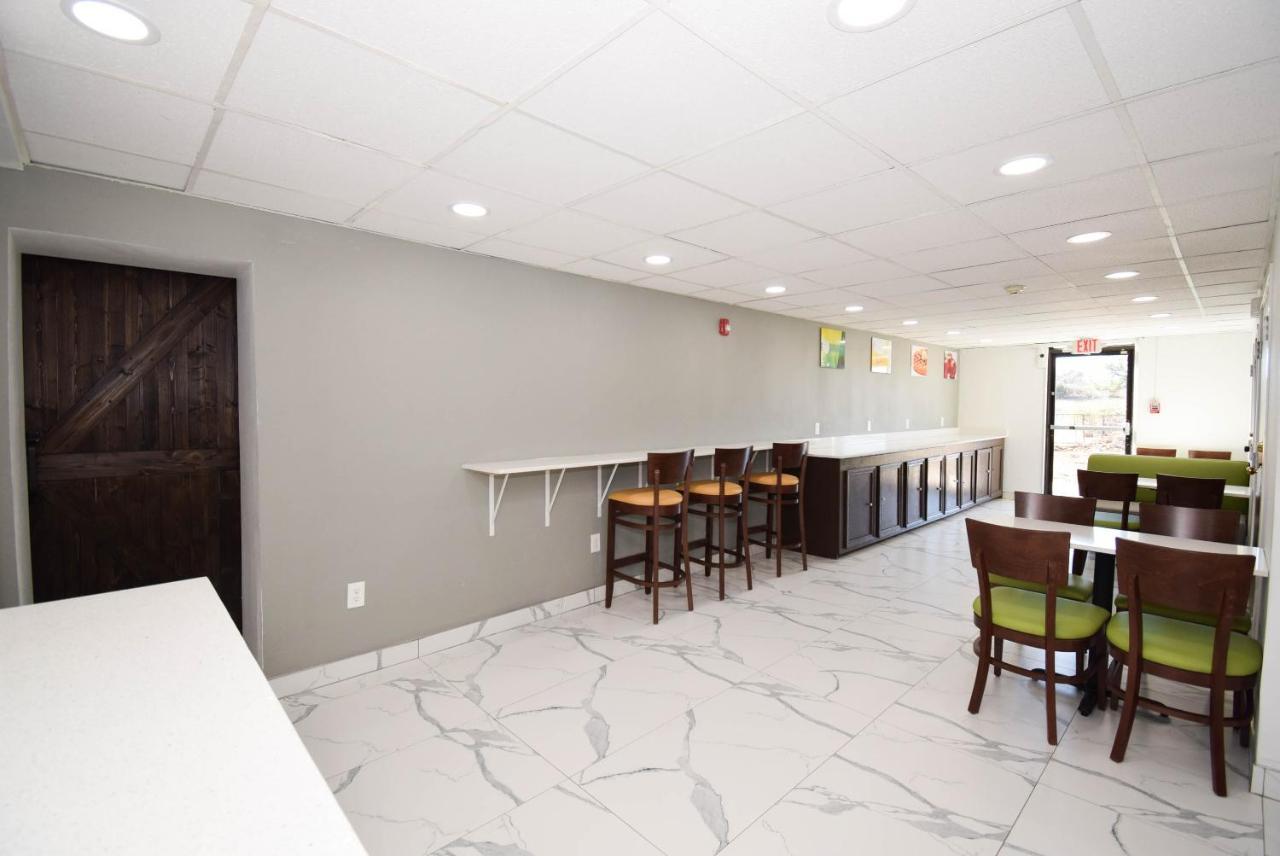 Quality Inn & Suites سولفر سبرينغز المظهر الخارجي الصورة